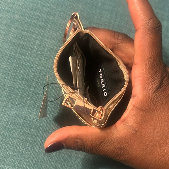 Torrid card and coin holder - Picture 2 of 4